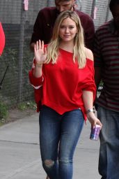 Hilary Duff at the "Younger" Set - Williamsburg Bridge in Brooklyn, NY 06/26/2017