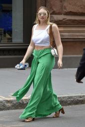 Iskra Lawrence Style - New York City 06/15/2017