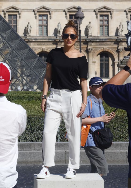 Jennifer Lopez - Out in Paris, France 06/18/2017