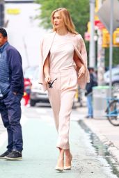 Karlie Kloss is Stylish - Out and About in Manhattan 06/05/2017