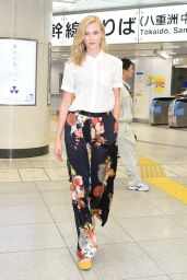 Karlie Kloss - Sighting In Tokyo, Japan 06/27/2017