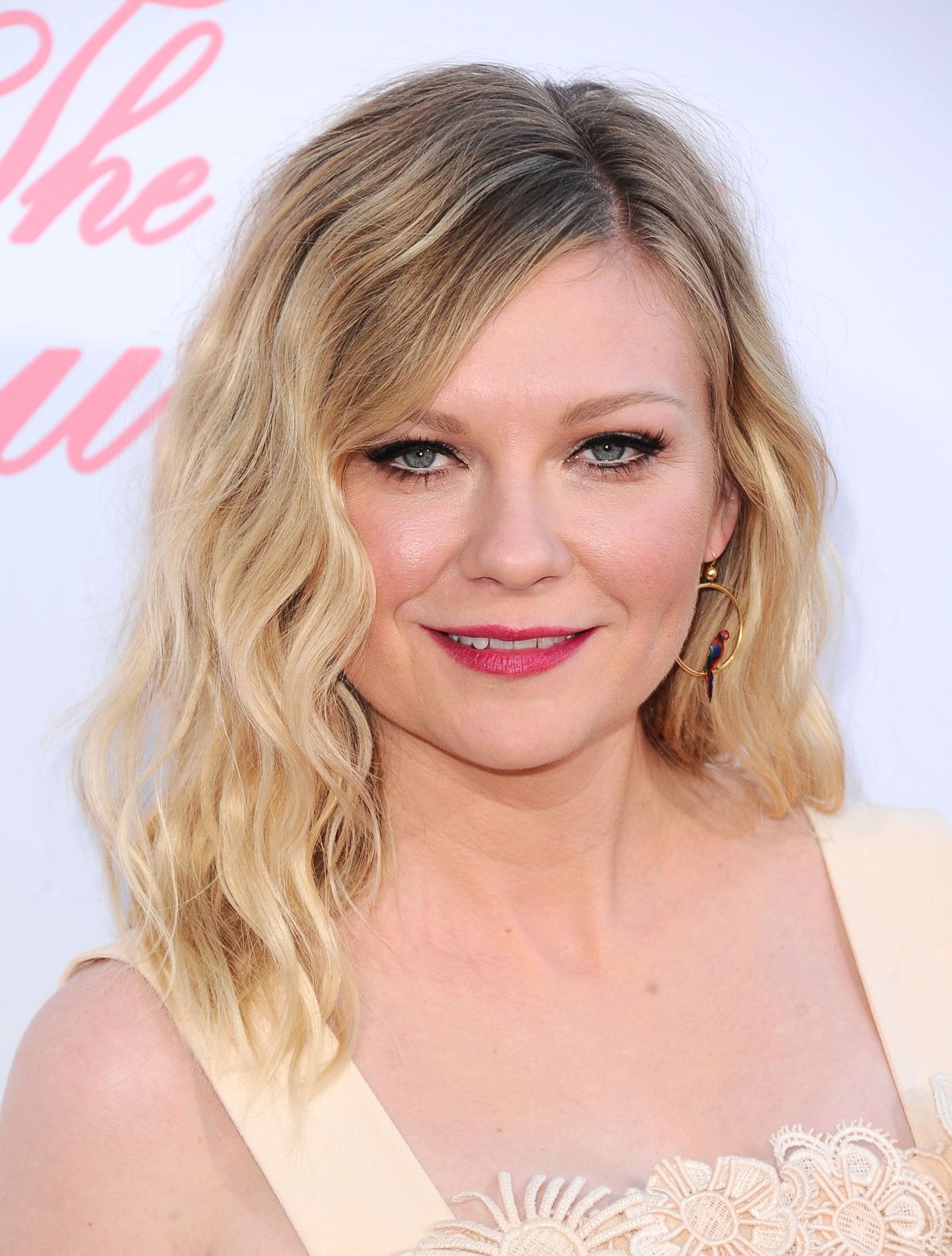 Kirsten Dunst - 