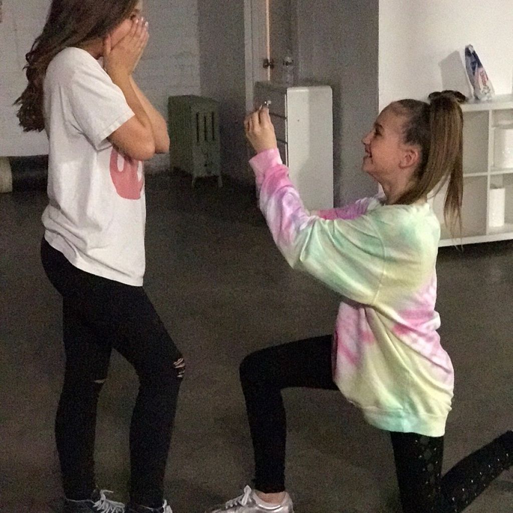 Mackenzie Ziegler Social Media Pics 06/07/2017