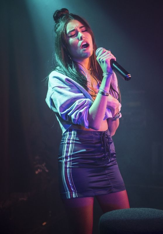 Madison Beer Performs at the Hoxton Square Bar & Kitchen in London, UK ...
