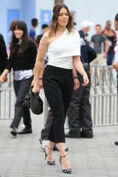 Mandy Moore at Extra in Universal City 05/31/2017