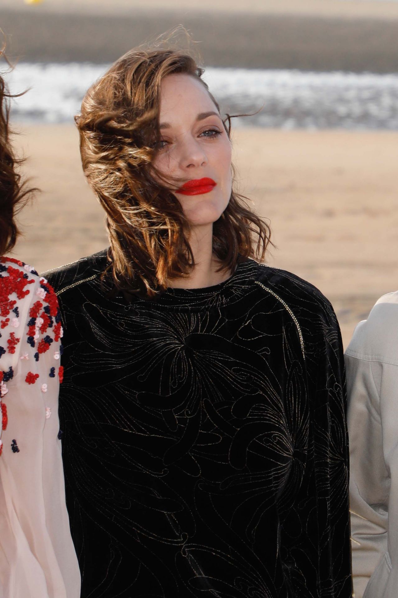 Marion Cotillard - Cabourg Film Festival Jury Photocall 06/15/2017