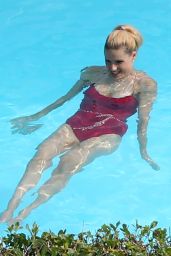 Michelle Hunziker in the Swimming Pool in Bergamo 06/25/2017