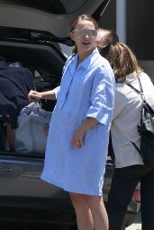 Natalie Portman in Casual Attire  - Out in Los Angeles 06/09/2017