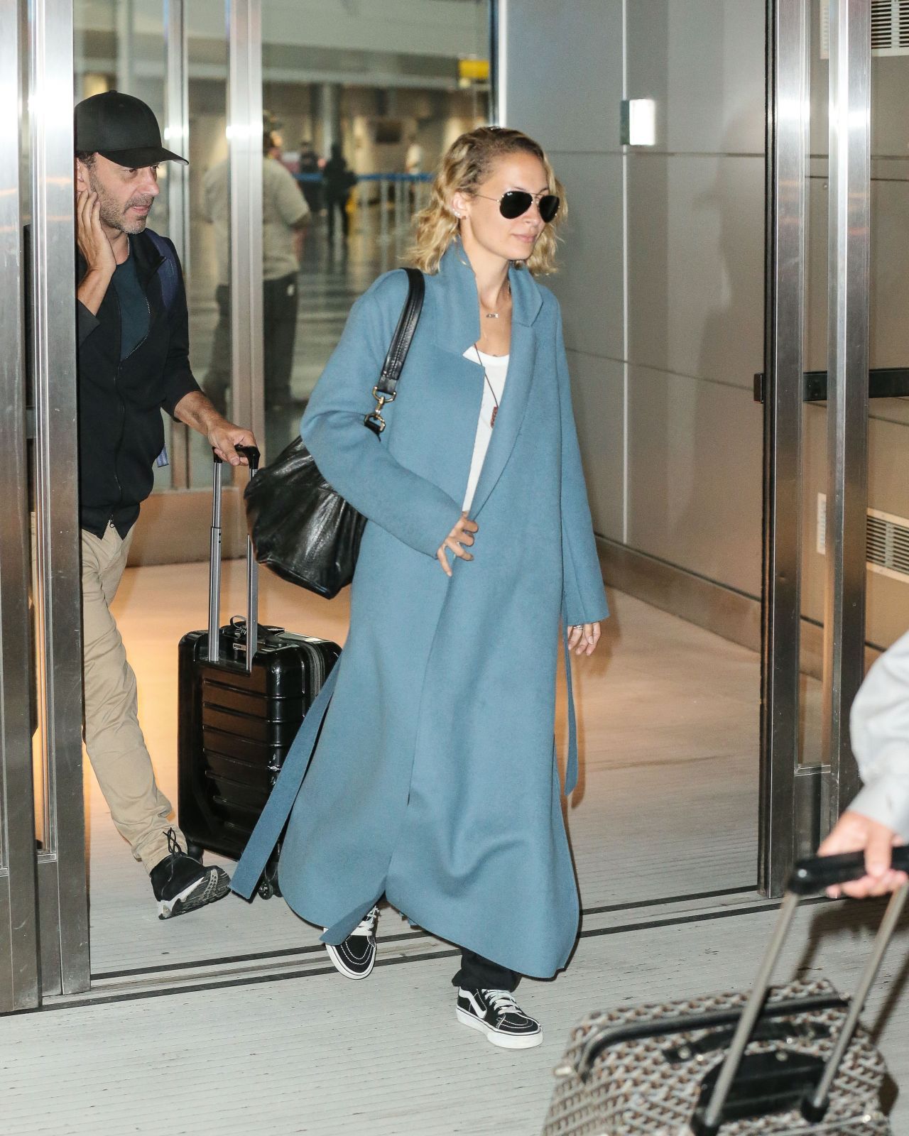 Nicole Richie in Travel Outfit - JFK Airport in NY 06/19/2017 • CelebMafia