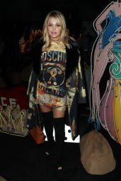 Olivia Holt - MOSCHINO Spring Summer 2018 Menswear and Women