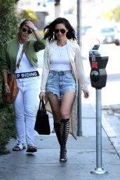 Olivia Munn Shows Off Her Legs - Los Angeles 06/02/2017