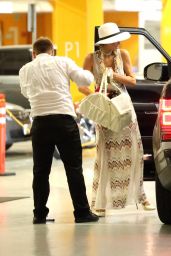 Paris Hilton is Looking All Stylish - Hollywood 06/27/2017