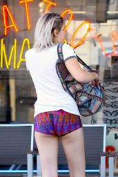 Paris Jackson Leggy in Shorts - Melrose Avenue in Los Angeles 06/17/2017