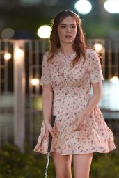 Zoey Deutch - Playing Miniature Golf on Set of "Set it Up" in NYC  06/15/2017