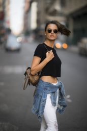 Alessandra Ambrosio Street Style - Manhattan 07/21/2017