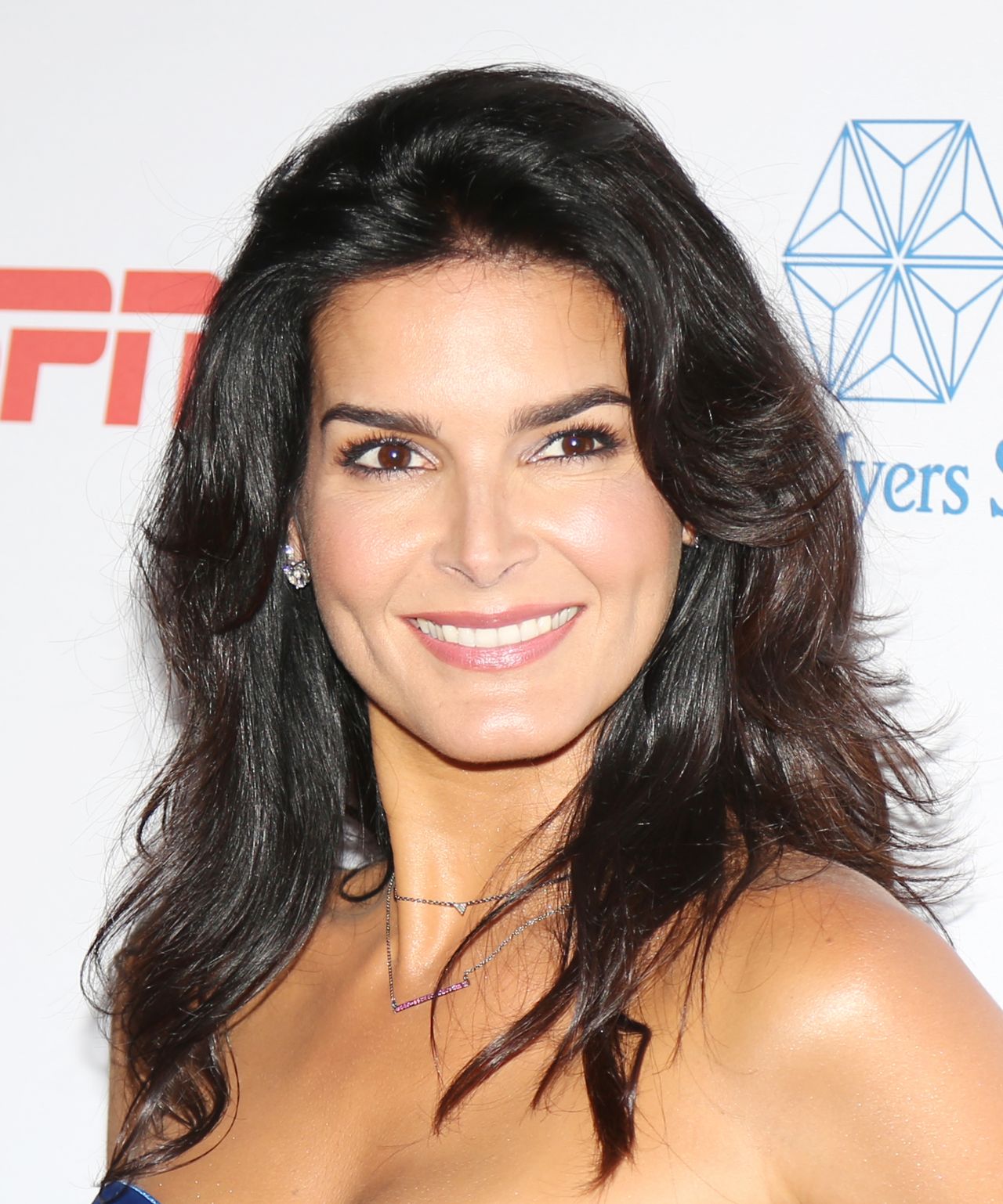 angie-harmon-sports-humanitarian-of-the-year-award-in-los-angeles-07-11-201...