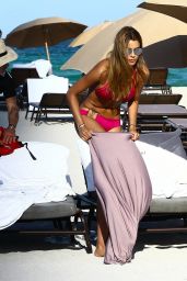 Ariadna Gutiérrez in Bikini with Italian Millionaire Gianluca Vacchi - Miami 07/03/2017
