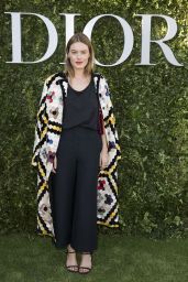 Camille Rowe – Christian Dior Fall Winter 2017 Photocall in Paris 07/03/2017