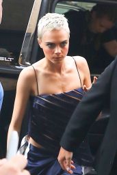 Cara Delevingne - Arrives the Apple Store in Soho in NYC 07/21/2017