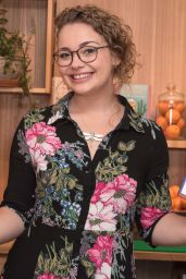 Carrie Hope Fletcher - Waterstones Piccadilly, London 07/13/2017