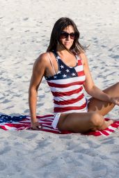 Claudia Romani in Bikini - Celebrating the Fourth of July in Miami 07/04/2017