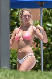 Corinne Olympios in a Pink and White Bikini in Miami 07/22/2017