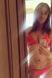 Elizabeth Hurley in Bikini - Instagram 07/06/2017