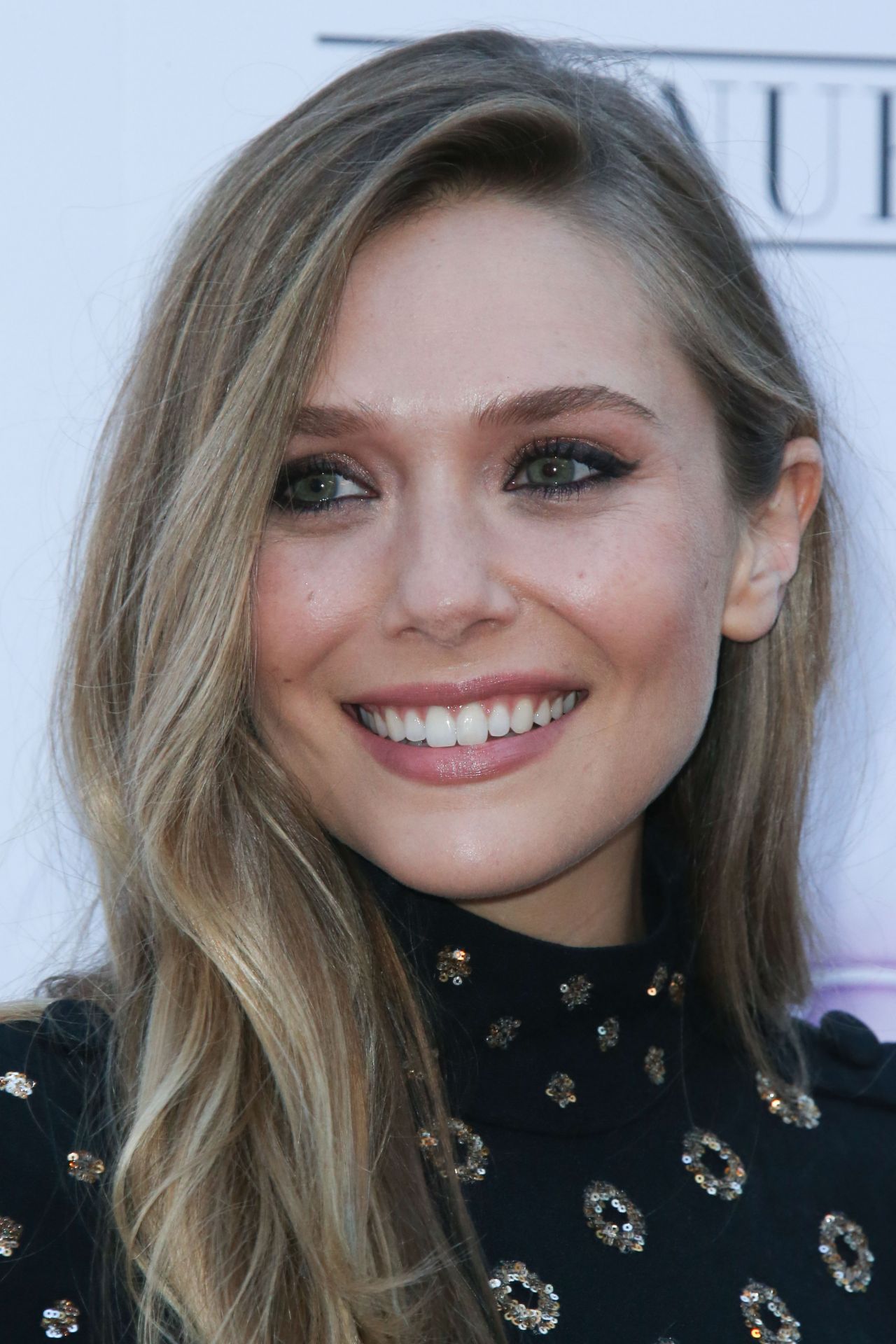 Elizabeth Olsen - Neon's 