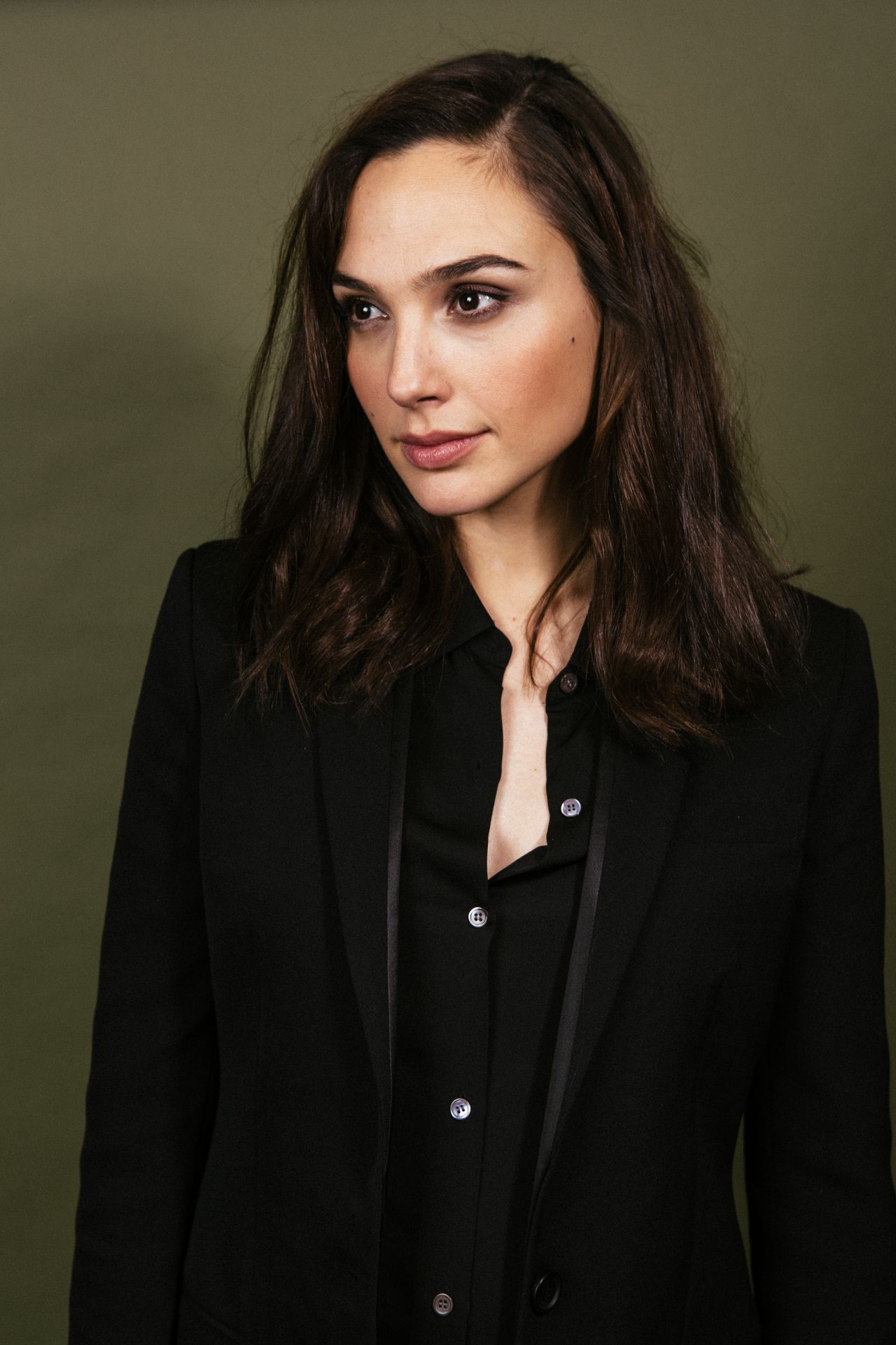 Gal Gadot - New York Times Photoshoot, 2017 • CelebMafia