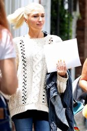 Gwen Stefani in a Cable Knit Sweater - Westwood in LA 07/24/2017
