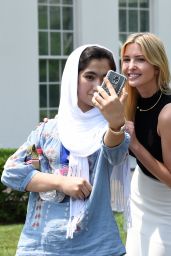 Ivanka Trump - With Students in Front of the West Wing at the White House 07/20/2017
