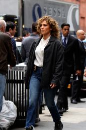 Jennifer Lopez and Ray Liotta - "Shades of Blue" Filming in New York 07/06/2017