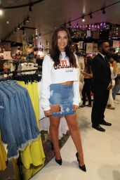 Jessica Shears at Missguided Store in Bluewater Shopping Centre, Kent, England 07/15/2017