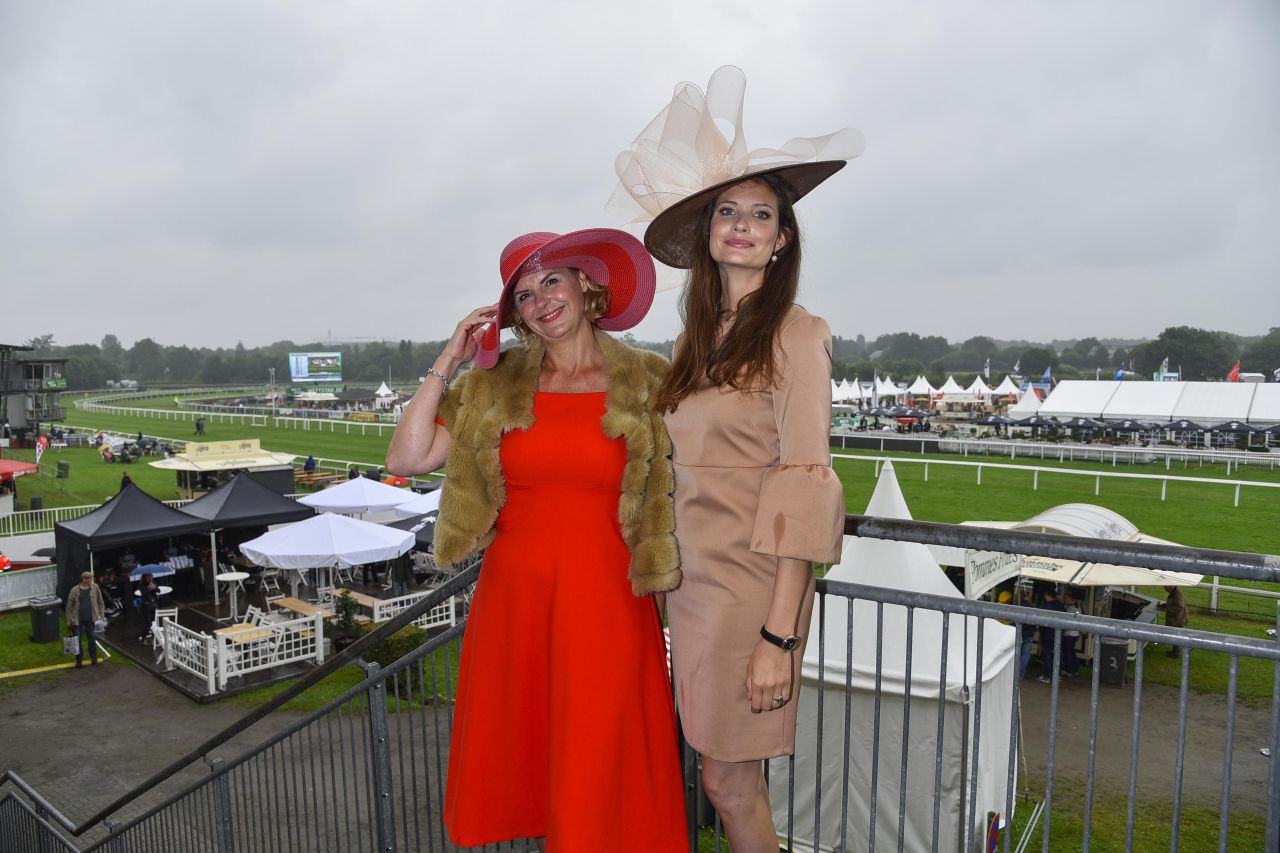 Julia Schumacher - 148th German Derby in Hamburg 07/02/2017 • CelebMafia