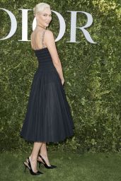 Karlie Kloss at Christian Dior Photocall - Haute Couture Fashion Week 07/03/2017