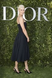 Karlie Kloss at Christian Dior Photocall - Haute Couture Fashion Week 07/03/2017