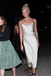 Karlie Kloss - Exit The Nice Guy in West Hollywood 07/28/2017