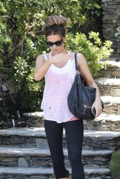 Kate Beckinsale - Heads to the Gym in West Hollywood 07/16/2017