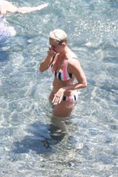Katy Perry in Bikini - Amalfi Coast in Italy 07/10/2017
