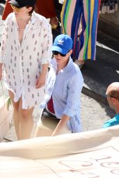 Katy Perry On a Boat - Grotta Azzurra in Capri, Italy 07/09/2017