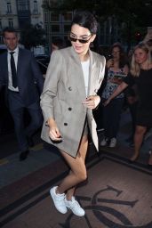 Kendall Jenner – Leaving the Fendi Fashion Show in Paris 07/05/2017