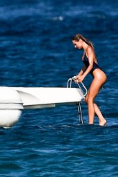 Kimberley Garner - On a Speedboat in St Tropez 07/12/2017