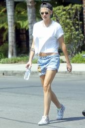 Kristen Stewart and Girlfriend Stella Maxwell - Driving Around LA 07/09/2017