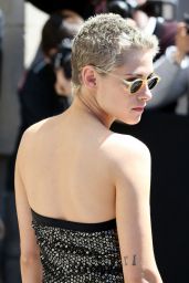 Kristen Stewart - Chanel Fashion Show, Arrivals 07/04/2017