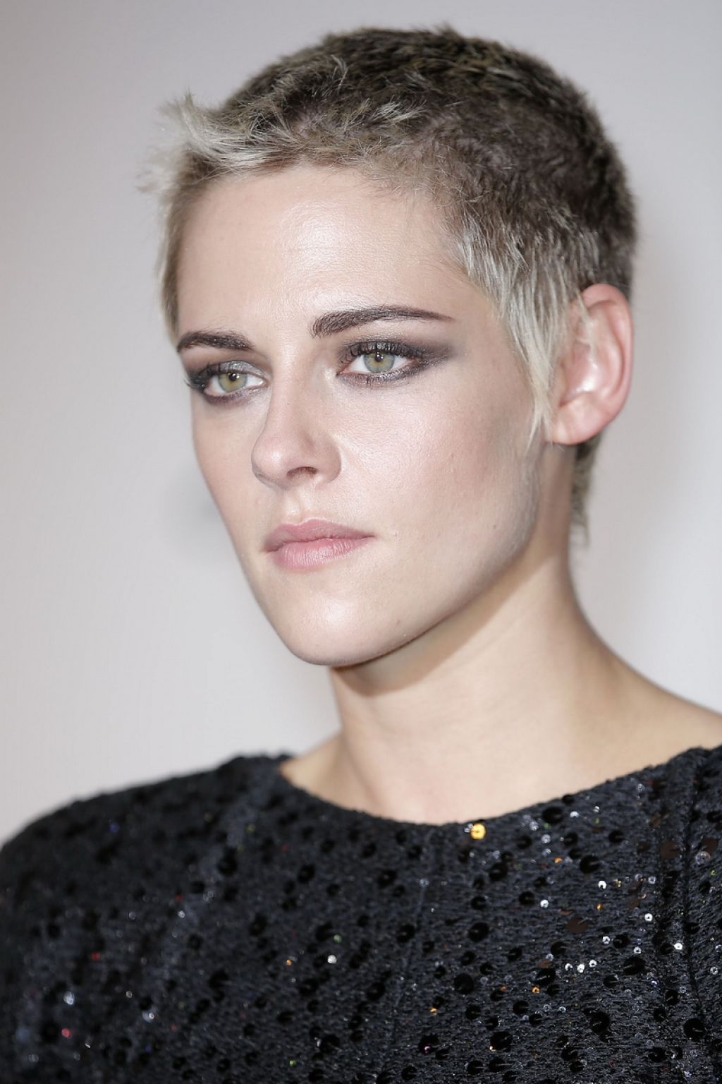 Kristen Stewart – Chanel’s New Perfume “Gabrielle” Launch Party in ...