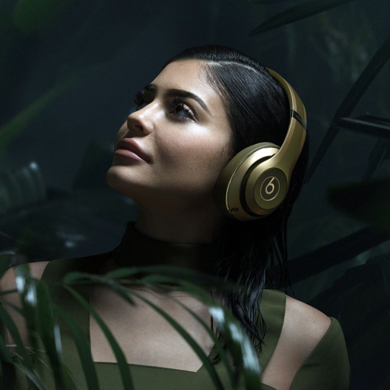 Kylie Jenner - Headphones From Beats by Dr. Dre and Balmain New ...