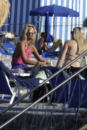 Lady Victoria Hervey and Hofit Golan in Bikinis - Hotel Regina Isabella, Ischia 07/09/2017