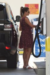 Lea Michele Pumping Gas - West Hollywood, CA 07/10/2017