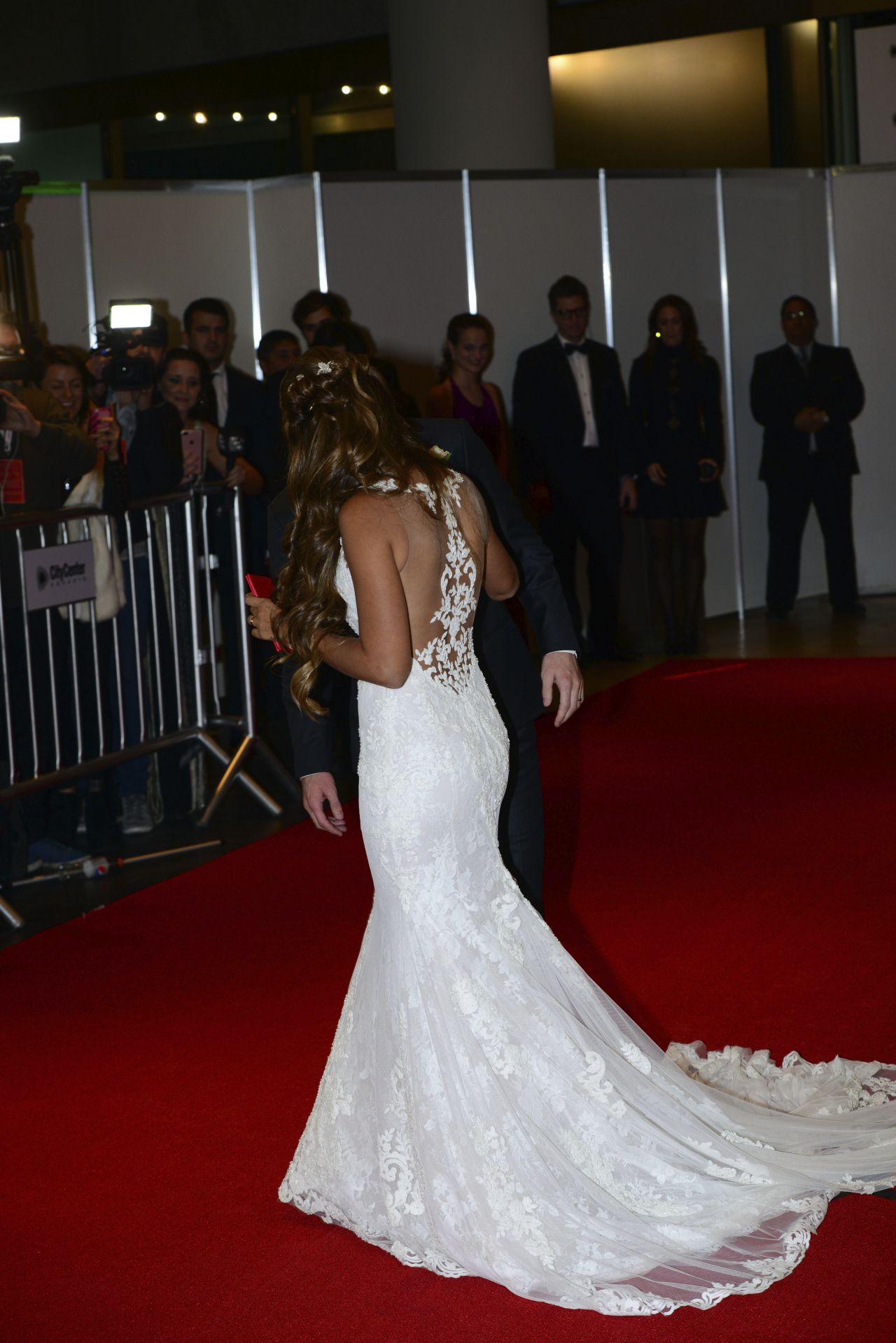 Lionel Messi and New Wife Antonella Roccuzzo - Red Carpet at Their