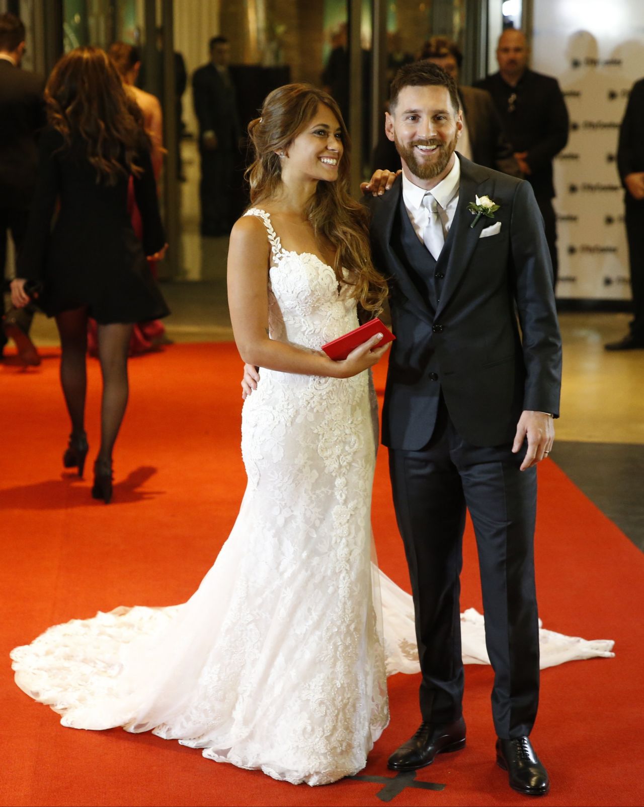 Lionel Messi And Wife Antonella Roccuzzo Wedding Reception In Argentina 06 30 2017 Celebmafia